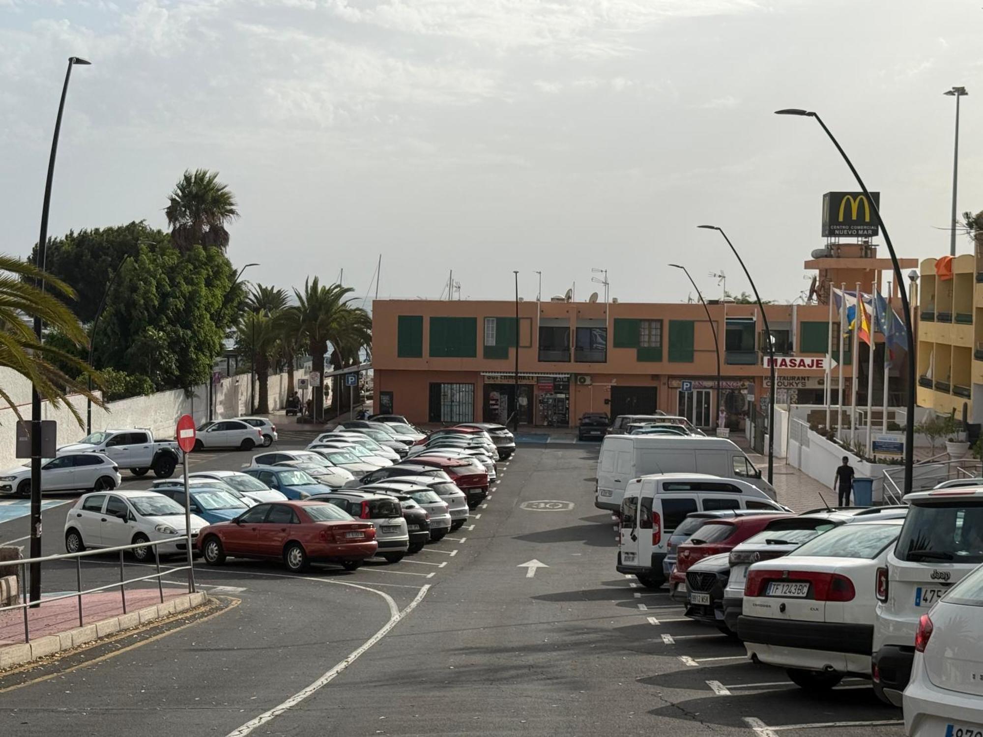 Apartamento Playa Las Vistas أرونا المظهر الخارجي الصورة